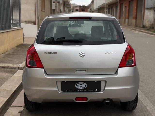 SUZUKI Swift 1.3 92Cv 5p.