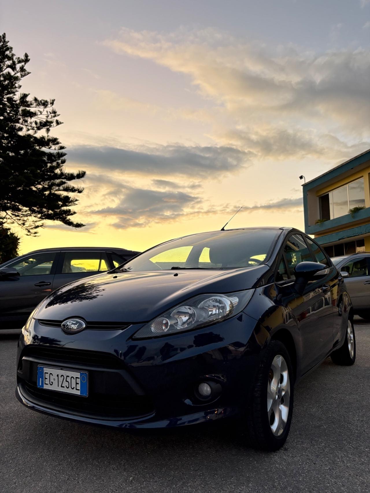 Ford Fiesta 1.4 TDCi 5p. Titanium