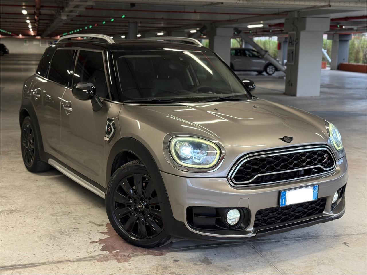 Mini Cooper SD Countryman 2.0 John Cooper Works