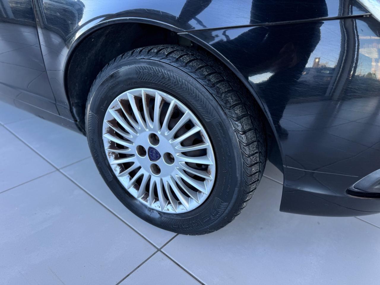 Lancia Ypsilon 1.2 Oro 54.000km Neopat