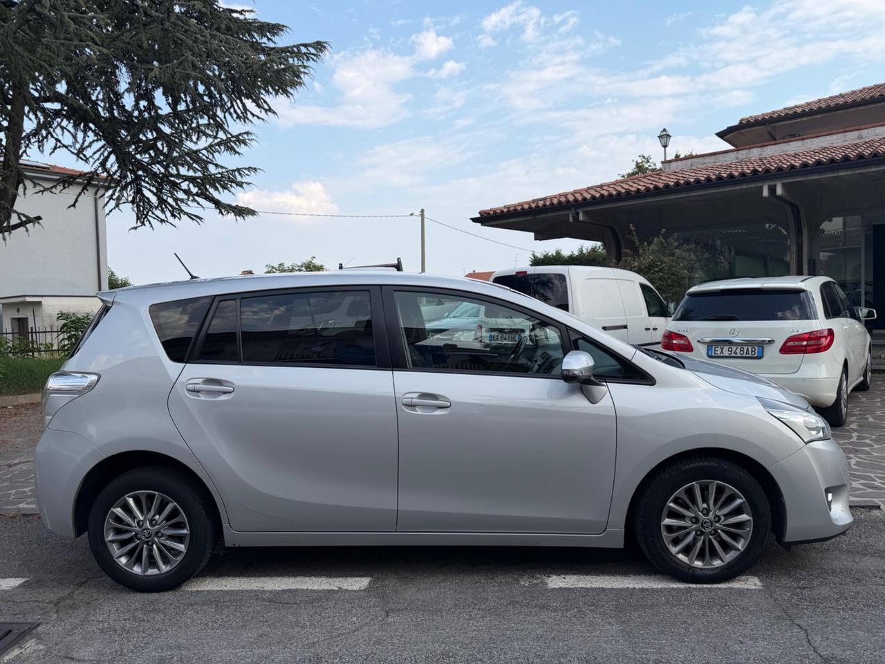 Toyota Verso 1.6 D-4D Active