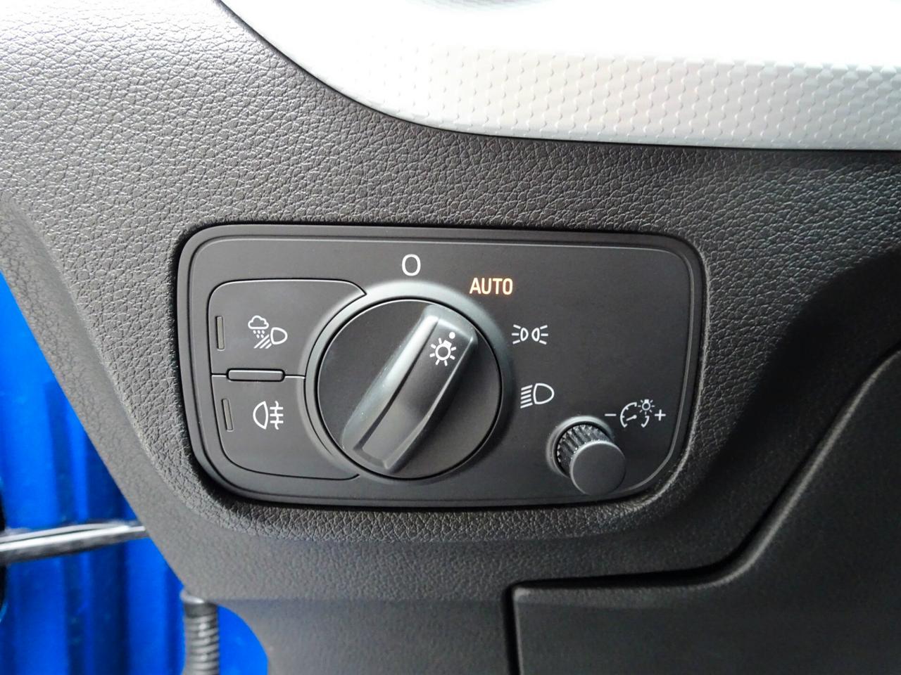 Audi Q2 1.6 TDI 116CV DESIGN S-Tronic LED/NAVI