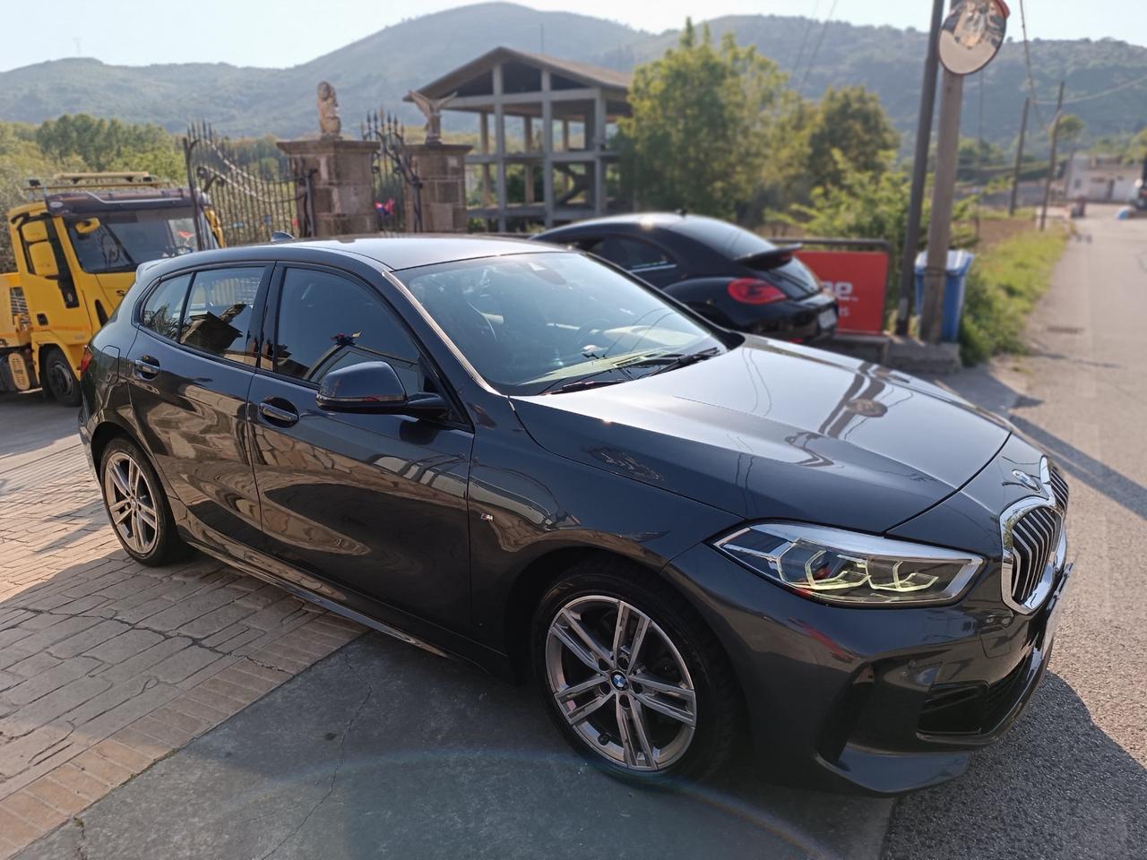 Bmw 118 118d 5p. Msport Exterior