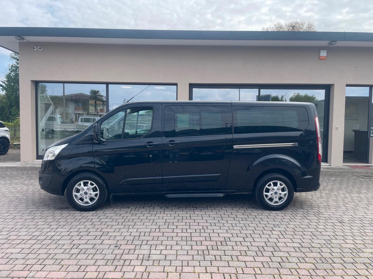 Ford Tourneo Custom 300 2.2 TDCi 155CV PL Titanium