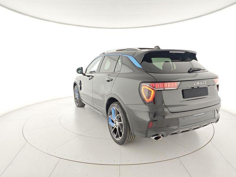 Lynk & Co 01 PHEV