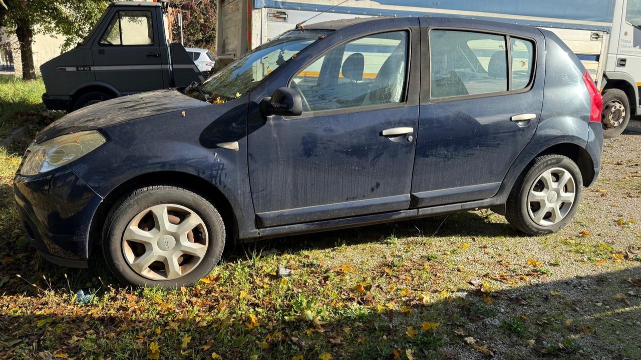 Dacia Sandero 1.4 8V GPL Lauréate KM 130.000