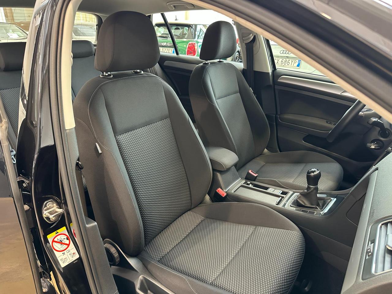 Volkswagen Golf 5p 1.0 tsi Business 115cv - Carplay - 18"