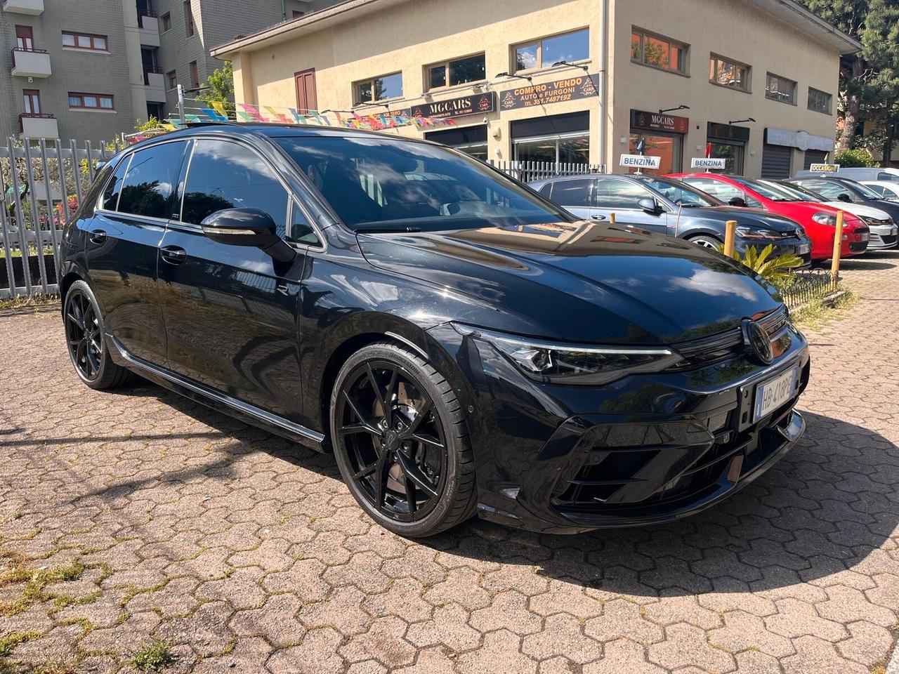 Volkswagen Golf R VIII 8.5 TETTO PERFORMANCE BLACK 2025