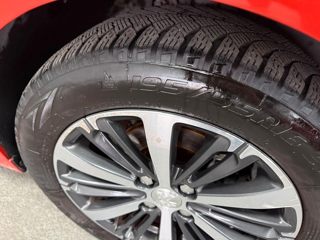 Peugeot 208 1.2 Benz. 110cv 5 porte GT Line