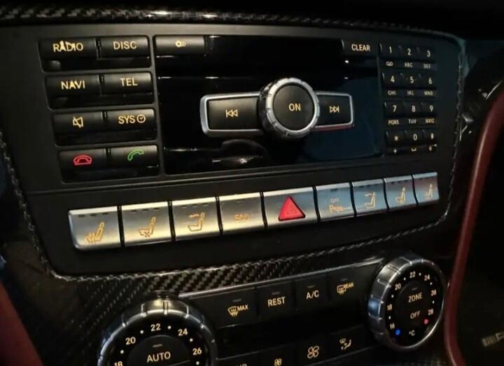 Mercedes-benz SL 63 AMG PERFORMANCE PACK 566CV