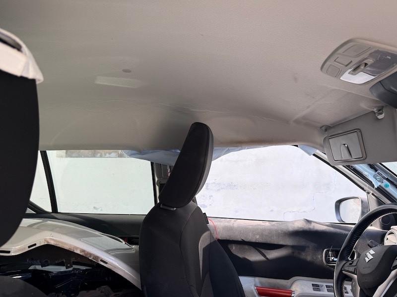 Suzuki Ignis 1.2 Hybrid Top