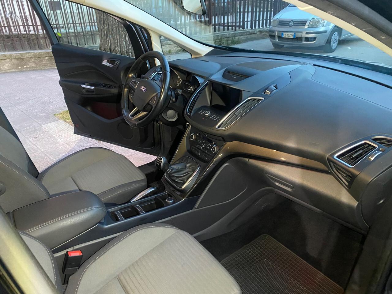 Ford C-Max 1.6 120CV GPL Titanium