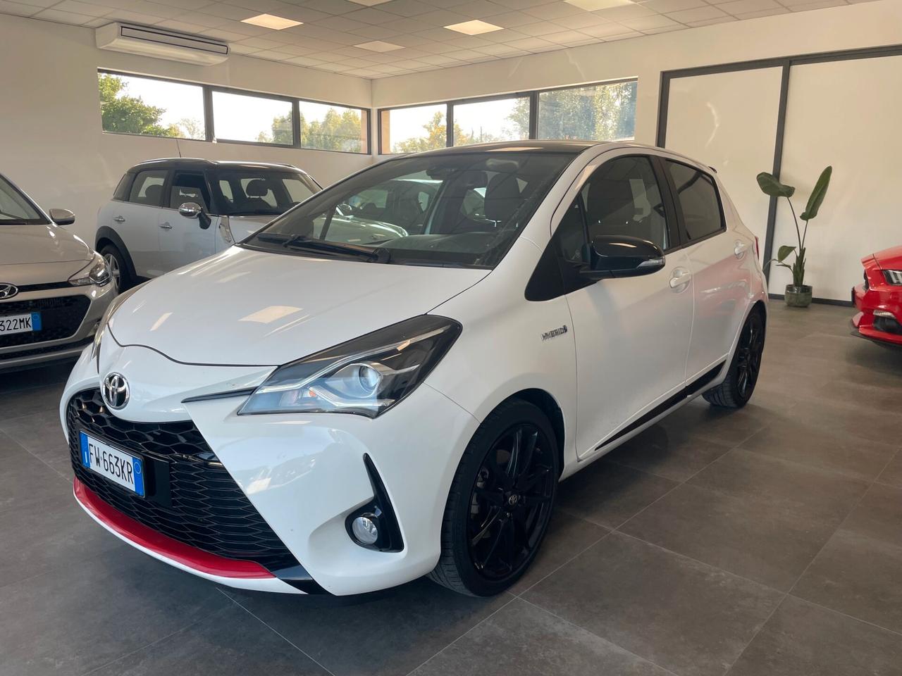 Toyota Yaris 1.5 Hybrid 5 porte GR-S