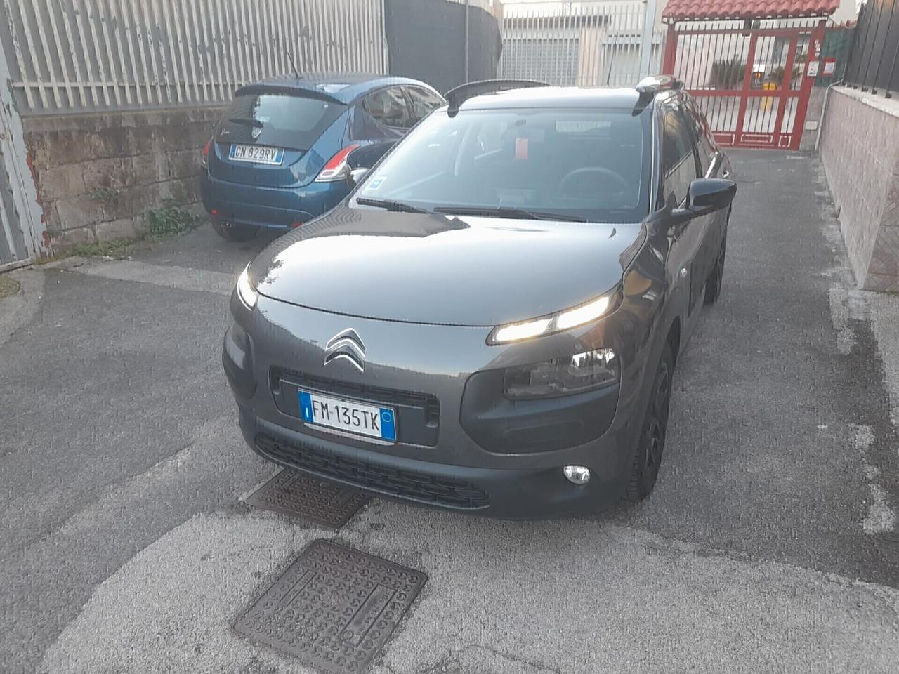 Citroen C4 Cactus PureTech 82 Shine