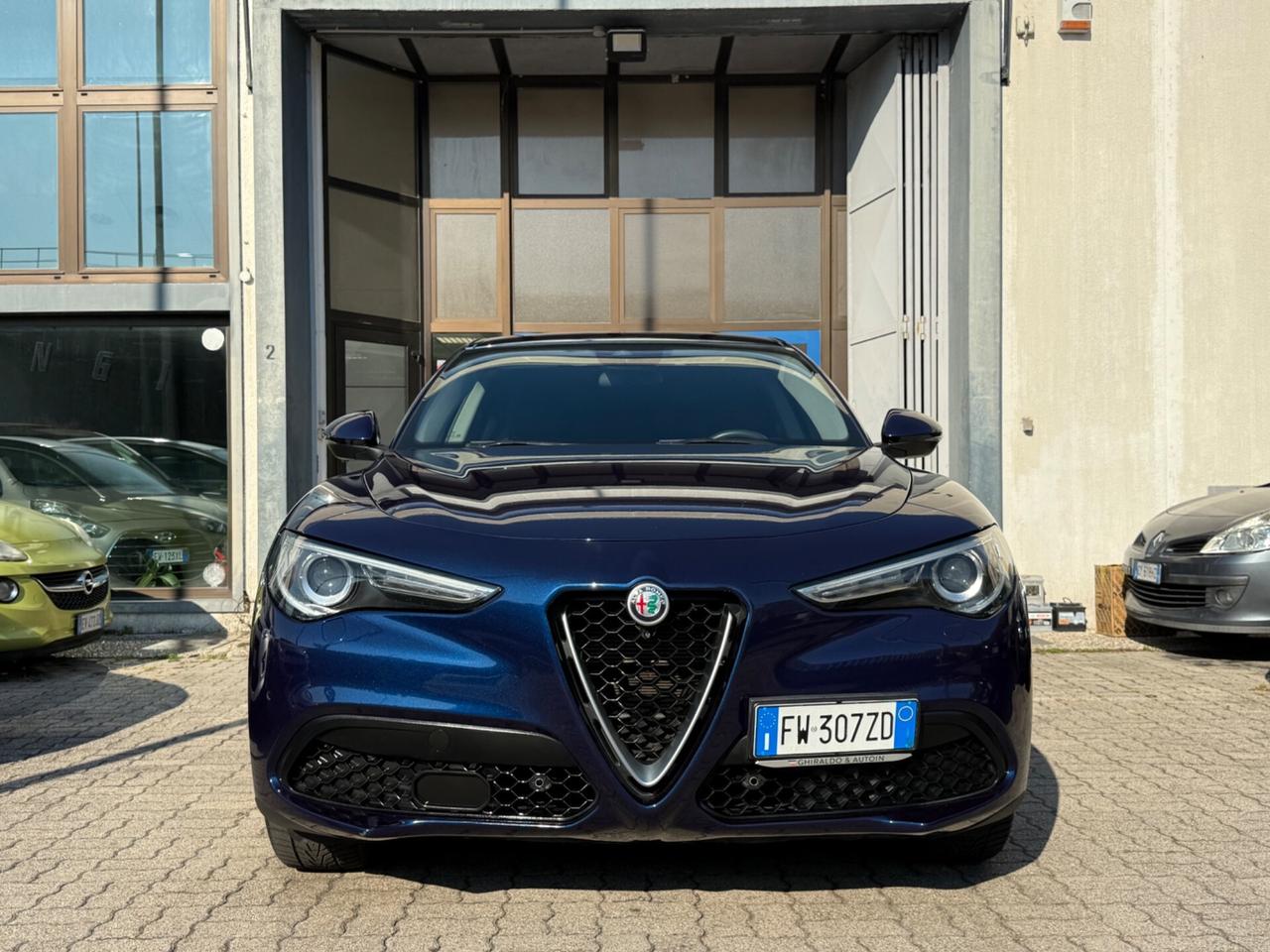 Alfa Romeo Stelvio RWD tagliandi certificati 2.2 Turbodiesel 160 CV AT8 Business