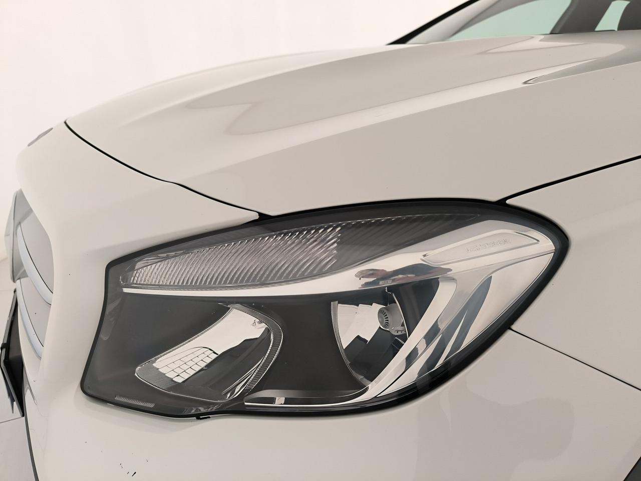 Mercedes GLA 180 d business