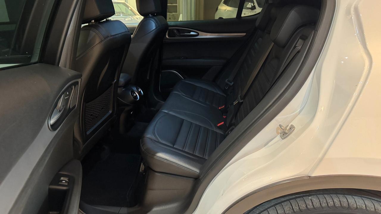 Alfa Romeo Stelvio 2.2 190 CV Q4 Sprint - 2020