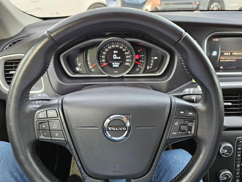 Volvo V40 D2 Geartronic Business Plus