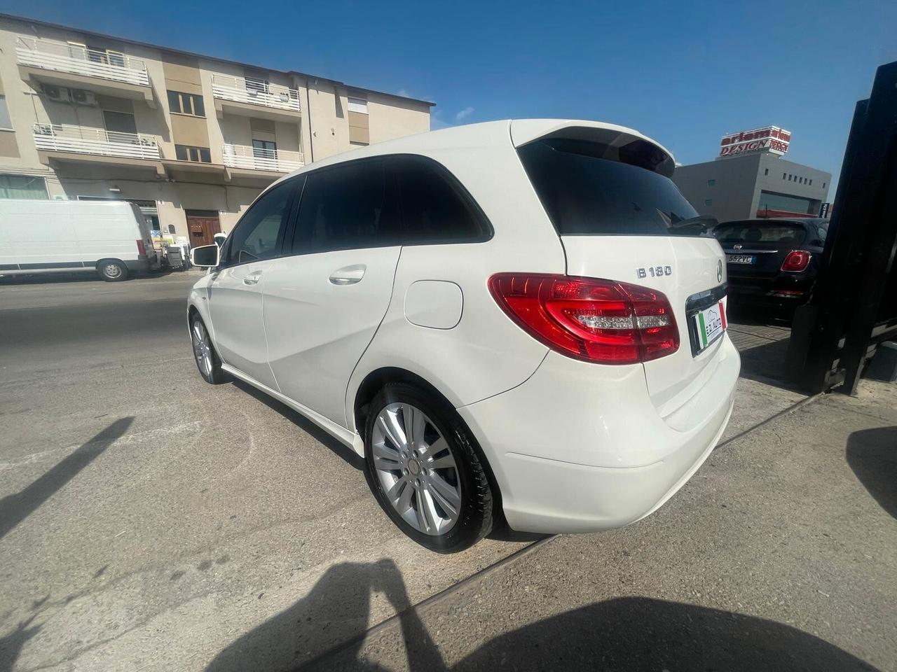 Mercedes-benz B 180 CDI BlueEFFICIENCY Premium
