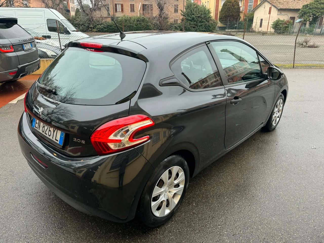 Peugeot 208 Anno 2012 1.2 Benz 62.000 KM 82 CV