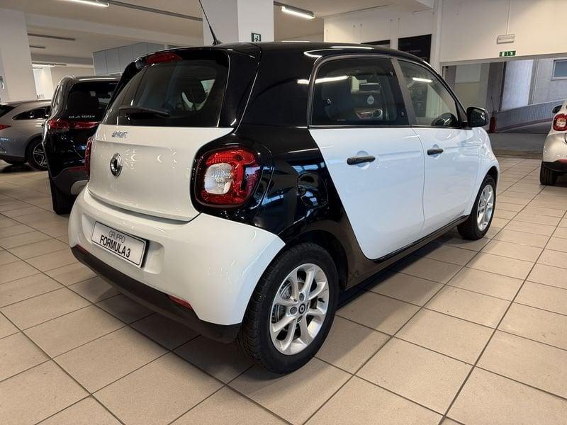 smart forfour 70 1.0 twinamic Youngster