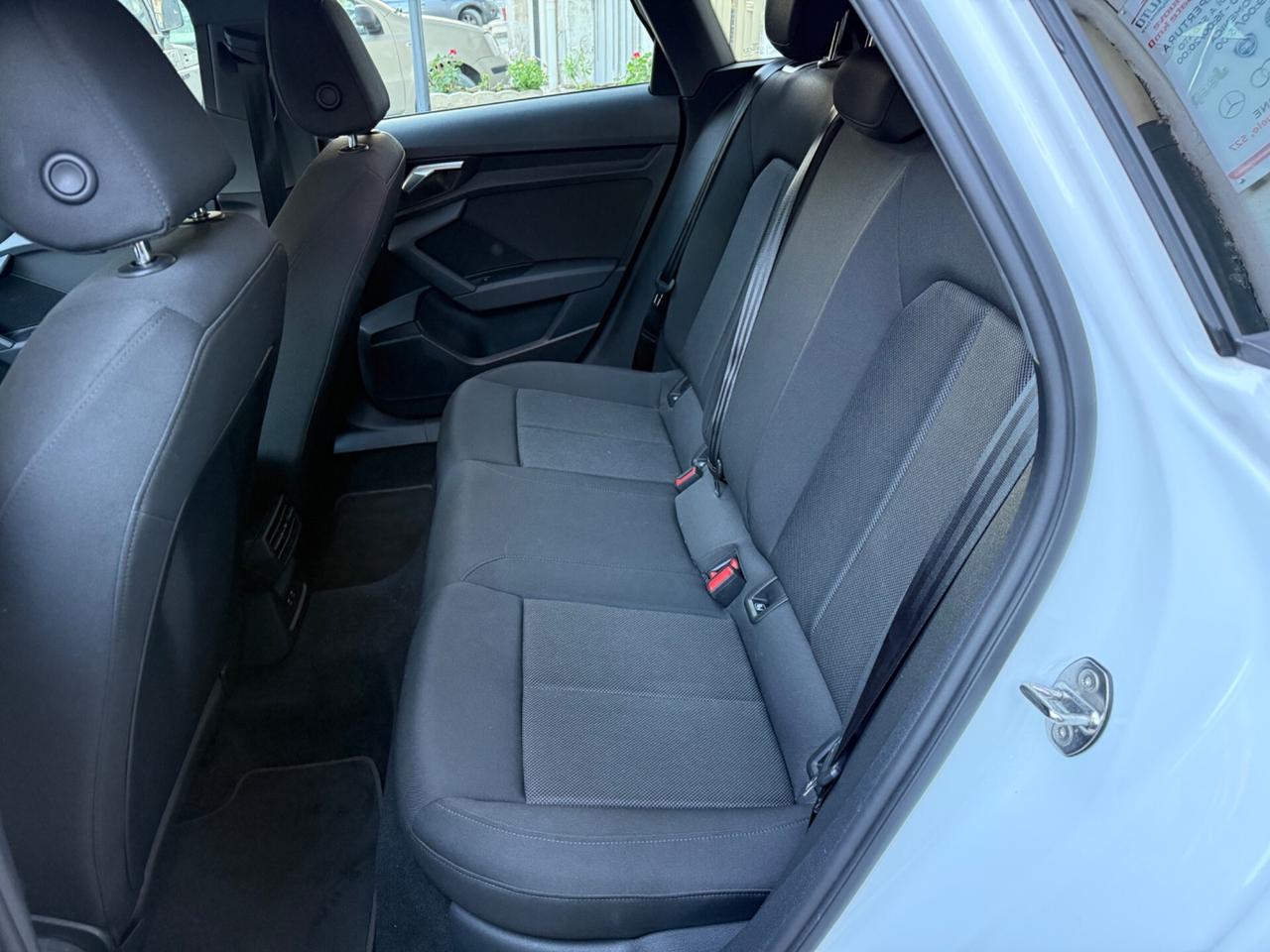 Audi A3 SPB 35 TDI S tronic Business Advanced