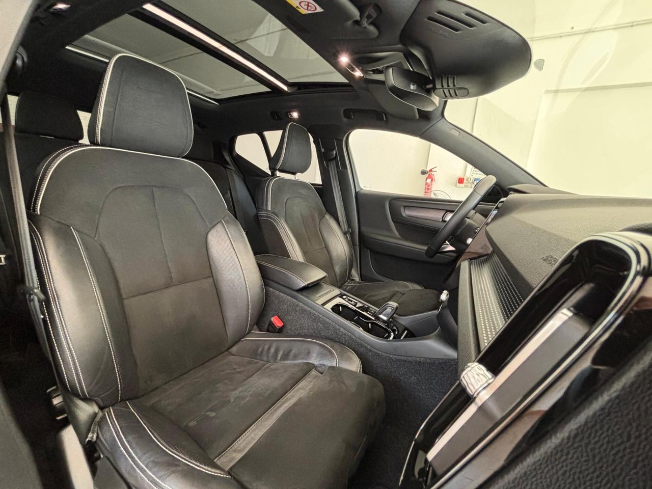 Volvo XC40 1.5 t3 R-design Geartronic