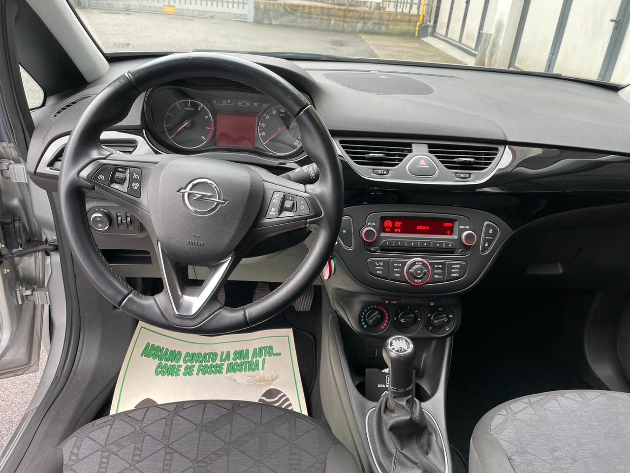 Opel Corsa 1.2 5 porte Black Edition