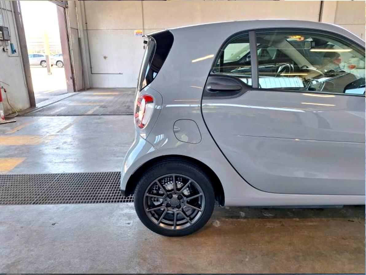 Smart ForTwo EQ Racingrey (22kW) Full Optional PREZZO VERO Unipro IVA DEDUC.