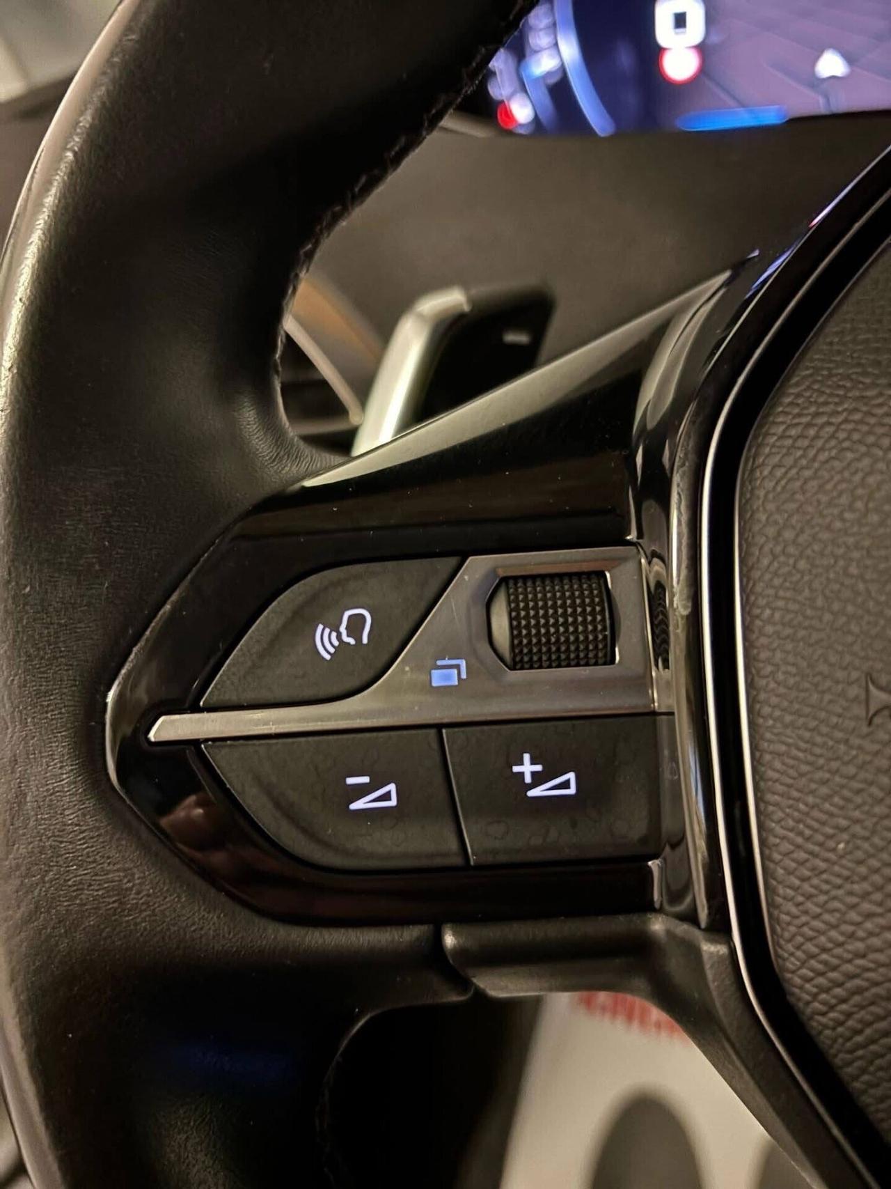 Peugeot 3008 BlueHDi 130 S&S EAT8 Allure