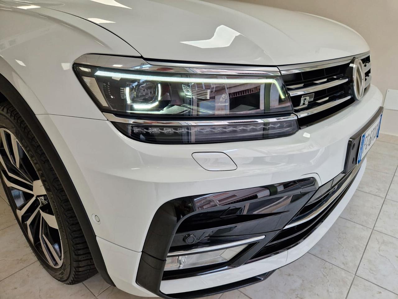 Volkswagen Tiguan 2.0 TDI 150 CV SCR 4MOTION R LINE TETTO APRIBILE