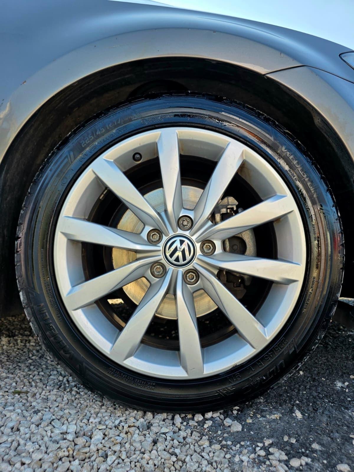 Volkswagen Golf 1.6 TDI 5p. Trendline BlueMotion Technology