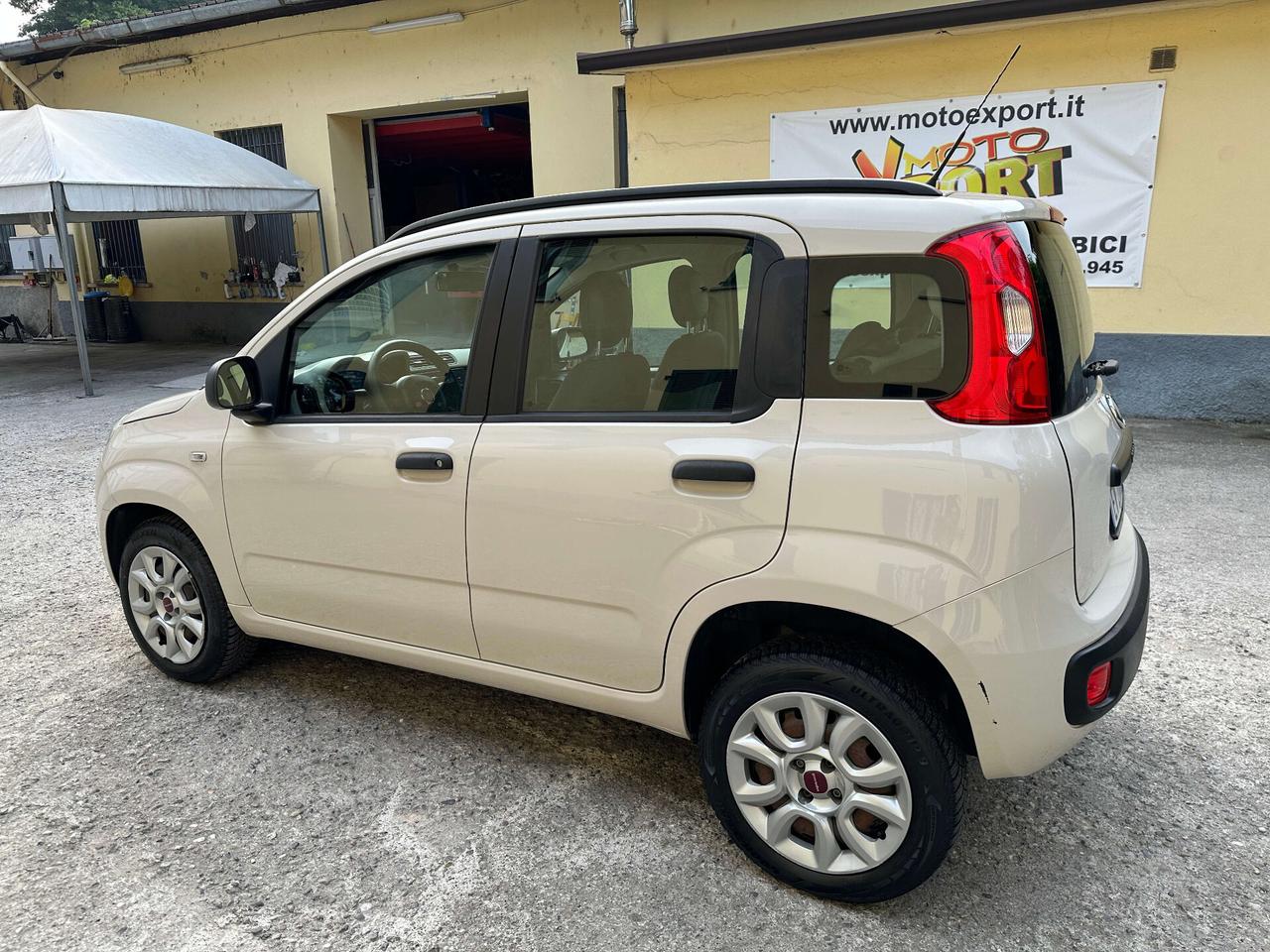 Fiat Panda 0.9 TwinAir Turbo Natural Power Lounge