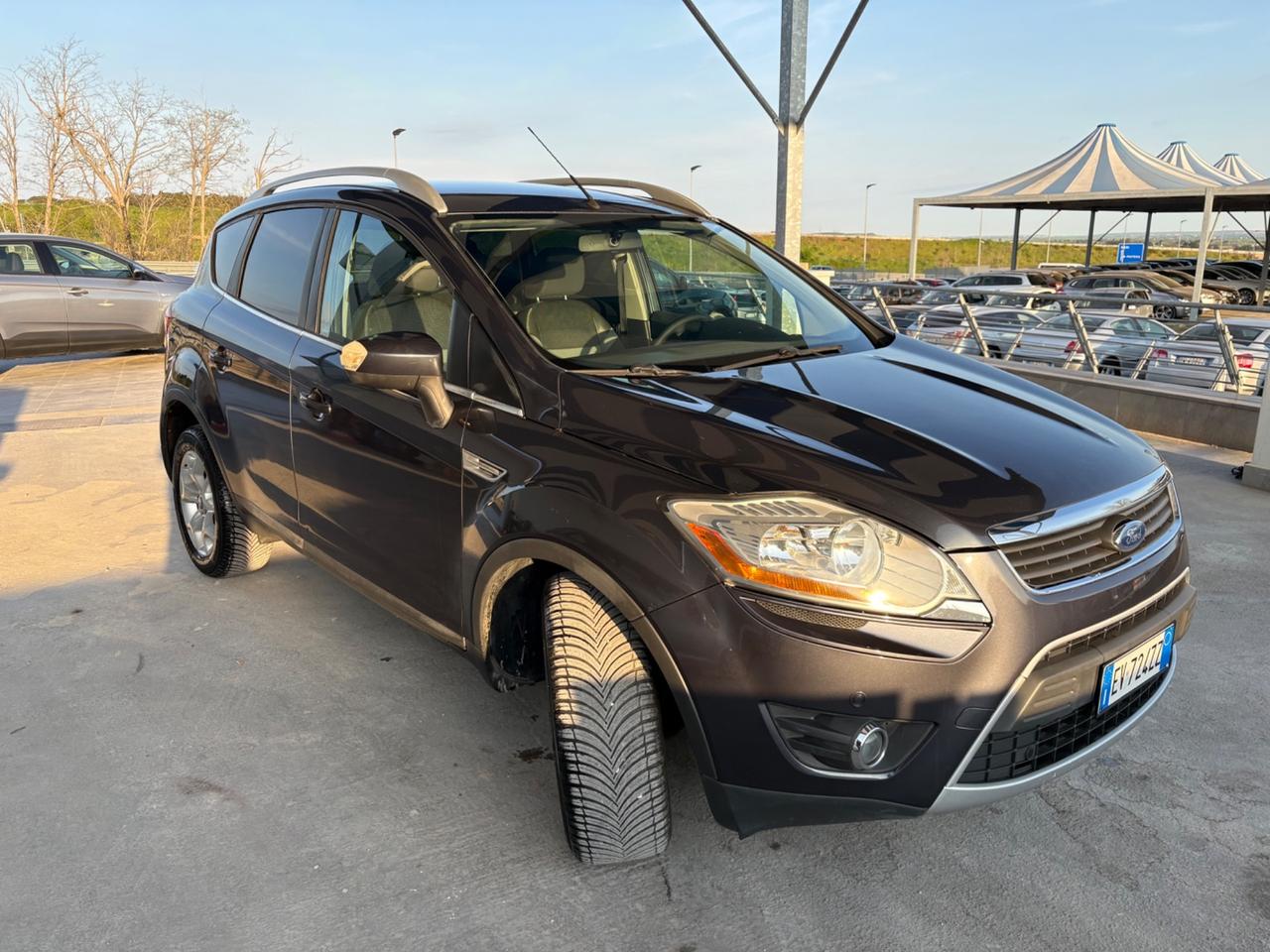 Ford Kuga Kuga+ 2.0 TDCi 140 CV 2WD DPF