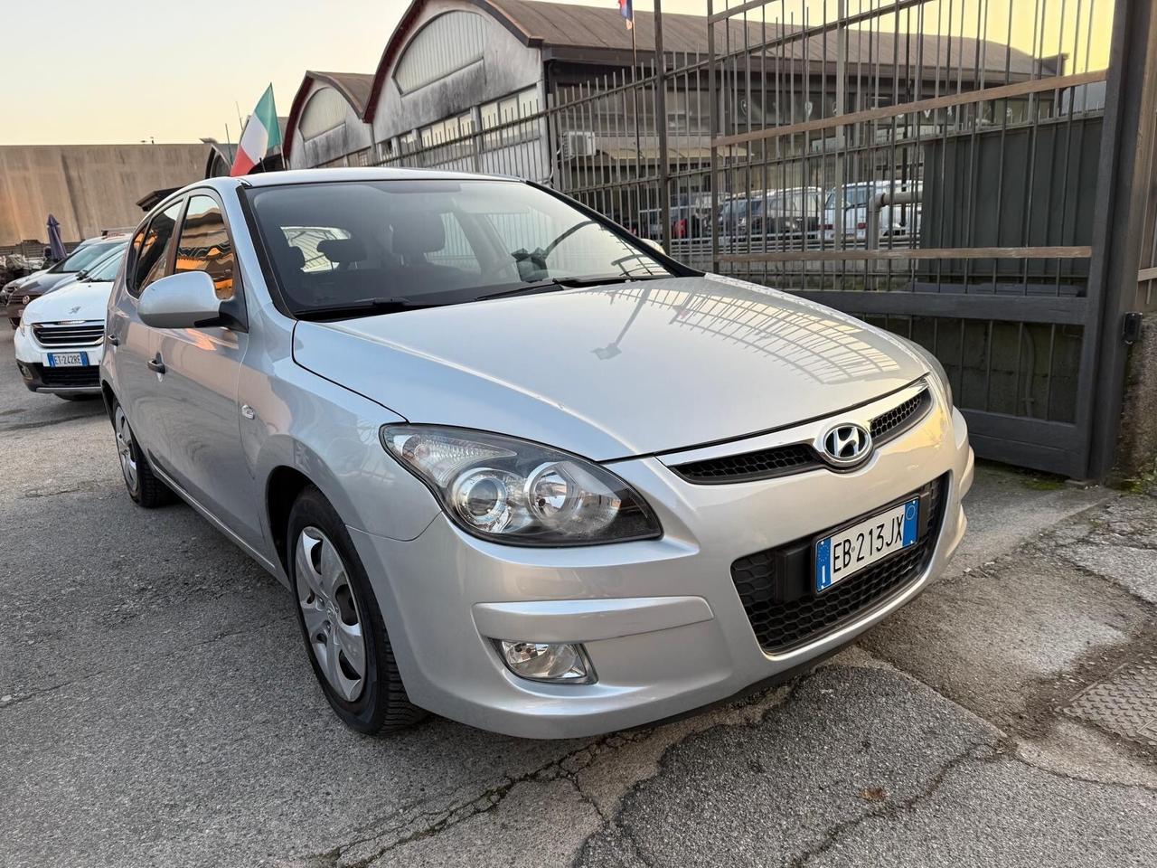 Hyundai i30 1.4 16V 109CV BlueDr. GPL Act. Spec.