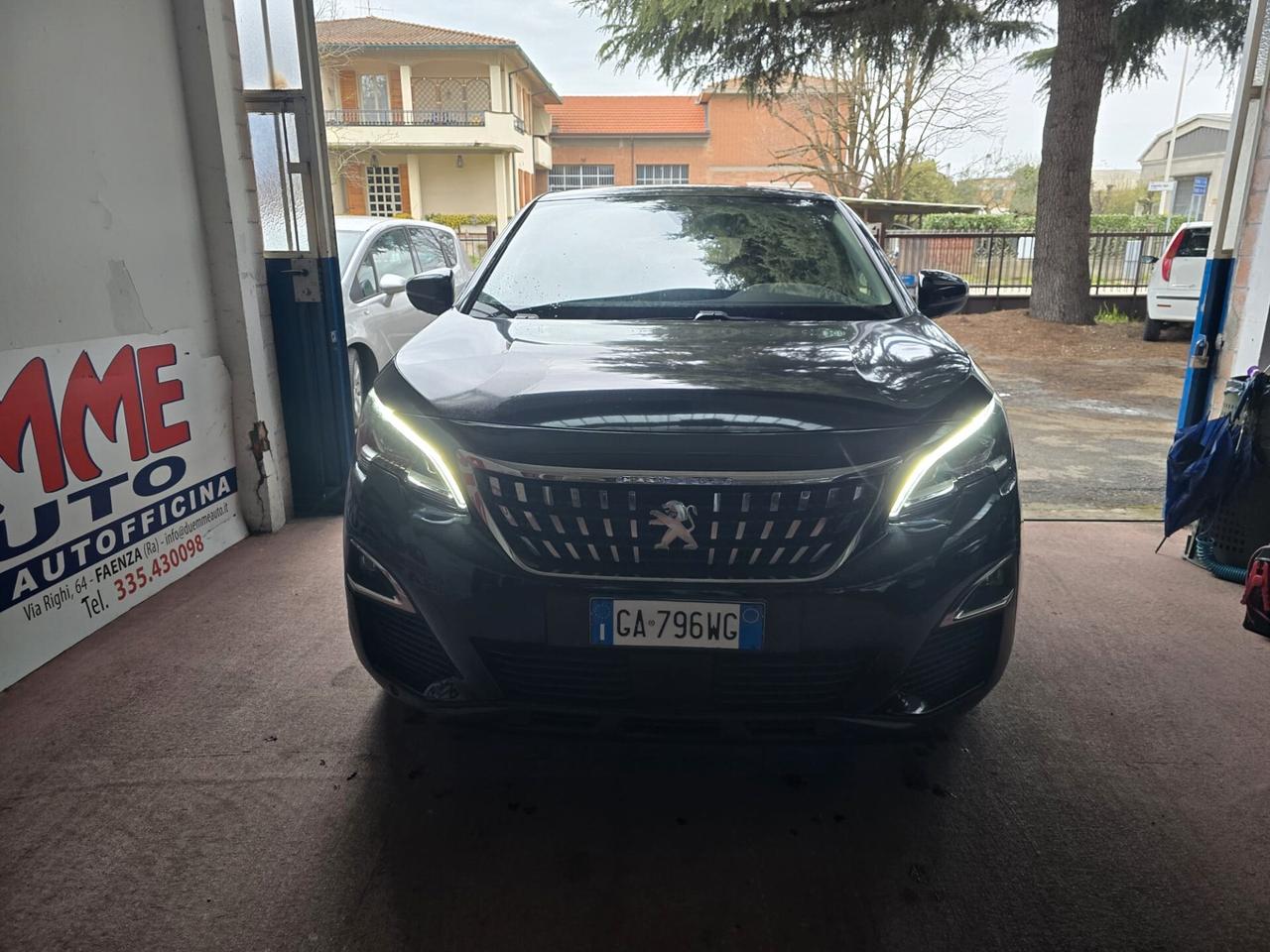 Peugeot 3008 BlueHDi 130 S&S Active Pack rate da 120,00