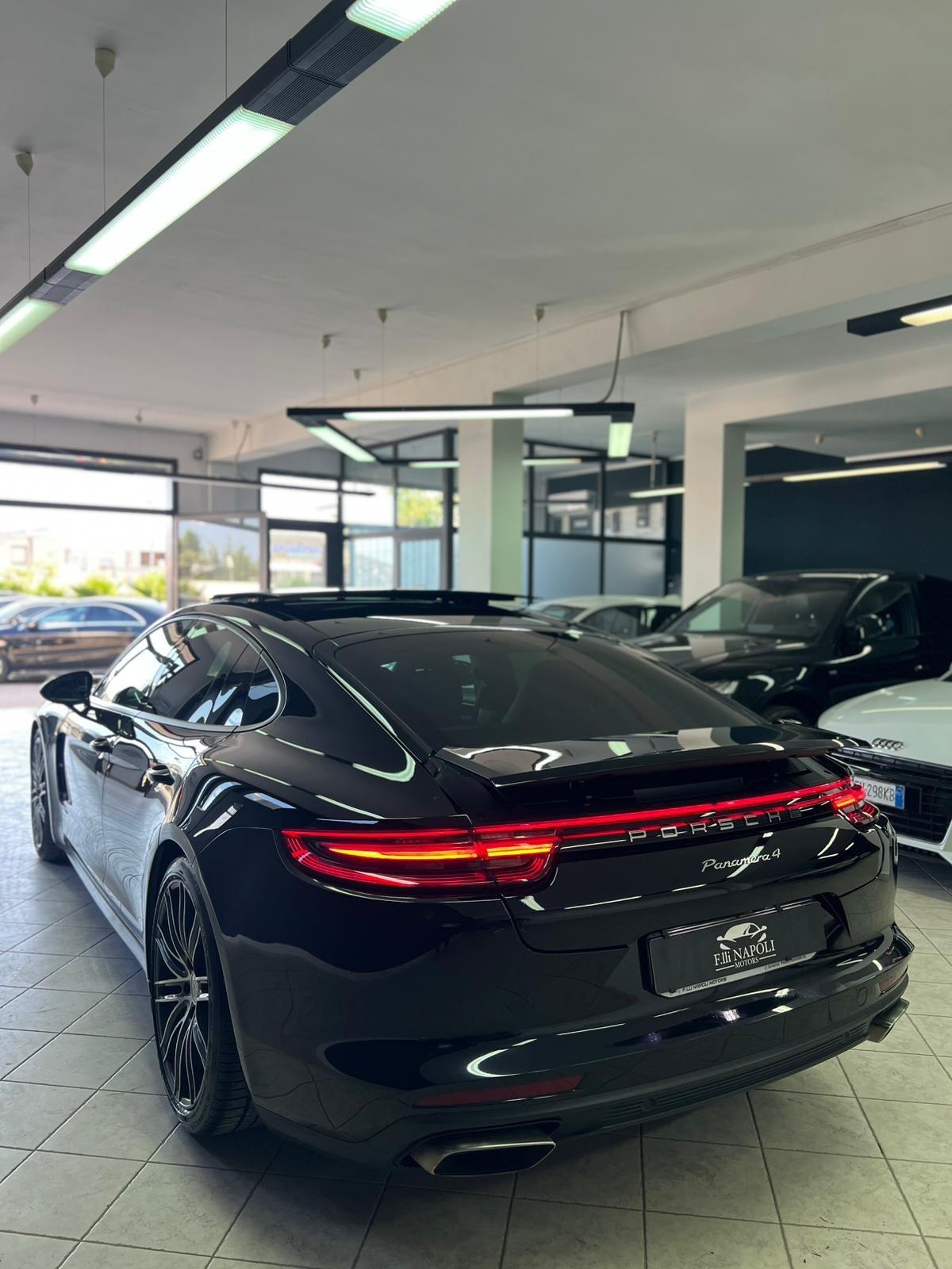 Porsche Panamera 3.0 4