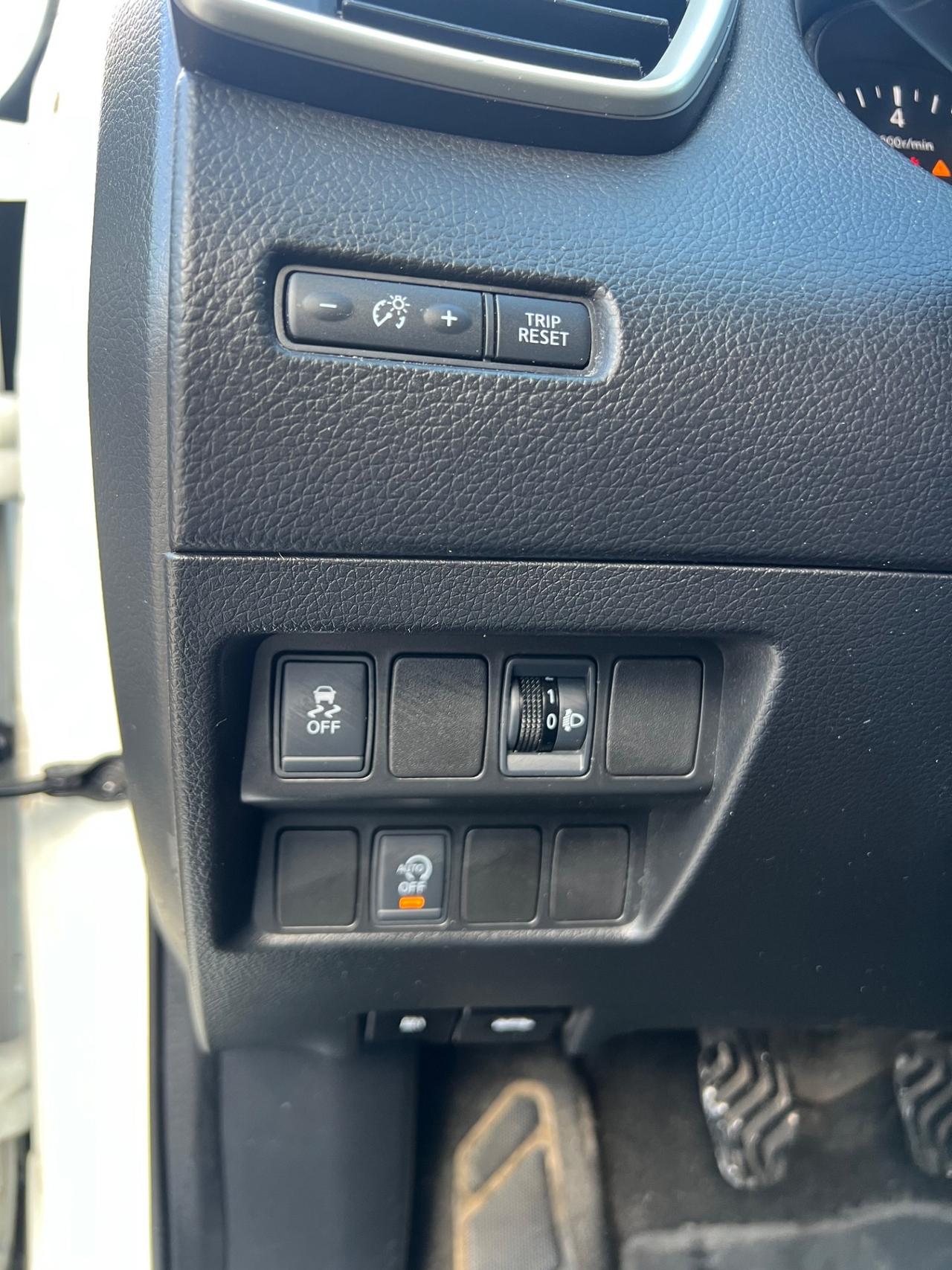 Nissan Qashqai 1.2 BENZINA Acenta PERMUTE RATE GARANZIA