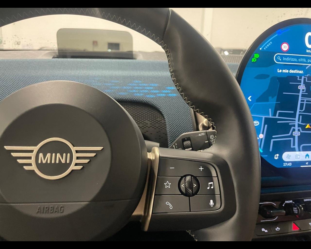 MINI Mini Countrym.(U25) - Mini Countryman C Favoured