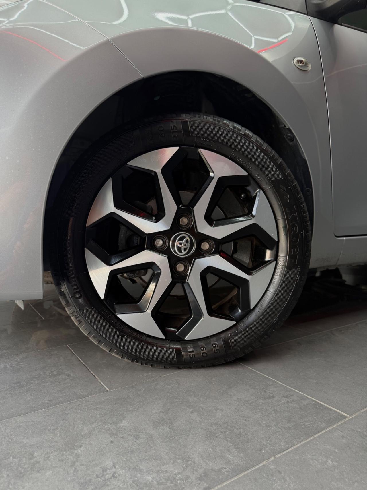Toyota Aygo 1.0 VVT-i X-Cite 2018 Full