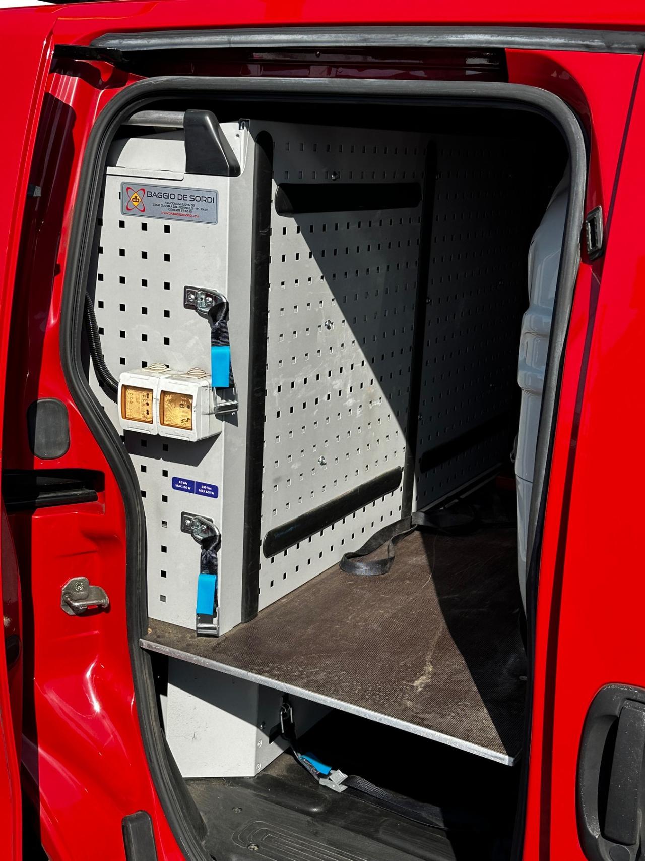 Fiat Fiorino 1.3 MJT 95CV Cargo Adventure