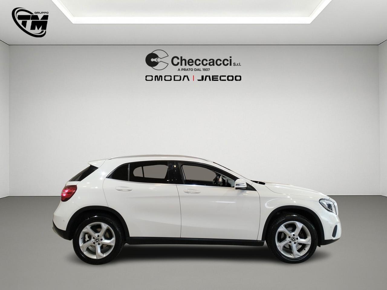 Mercedes-Benz GLA 200 d Premium 4matic auto