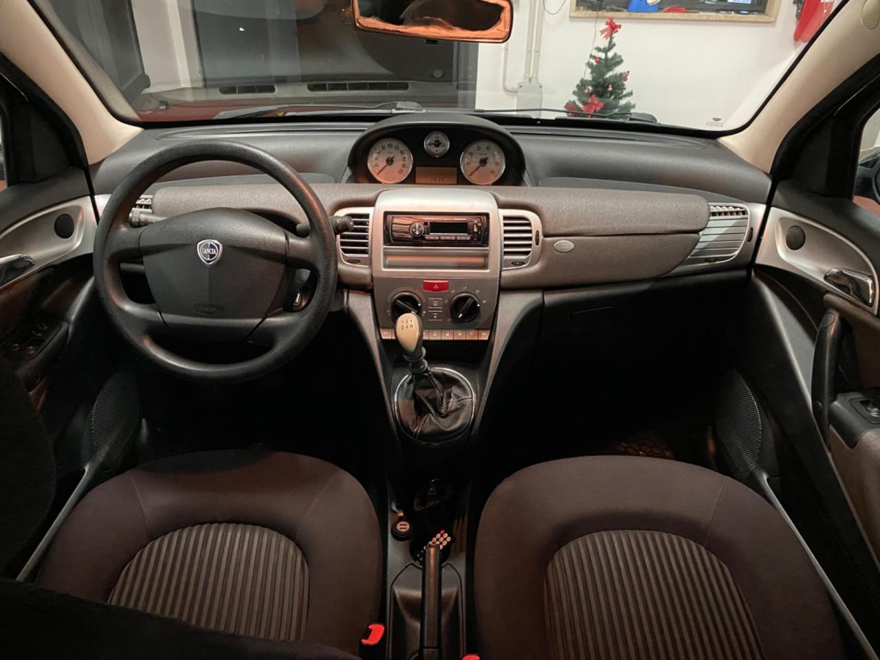 Lancia Ypsilon 1.4 Oro Ecochic GPL