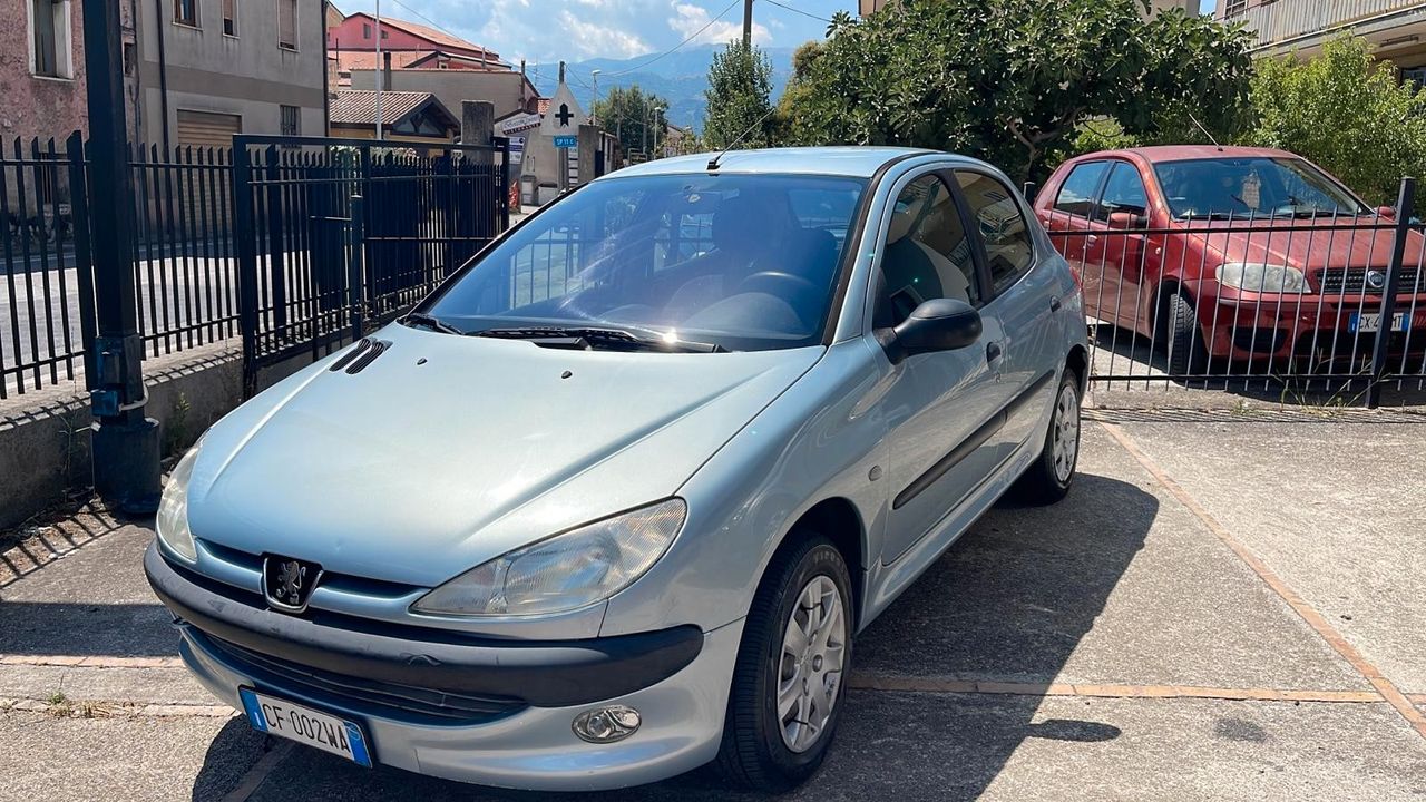 Peugeot 206 1.4 5p. XT