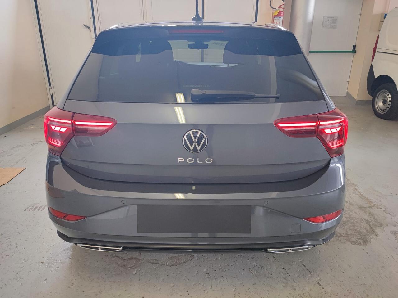 Volkswagen Polo 1.0 TSI DSG R-Line