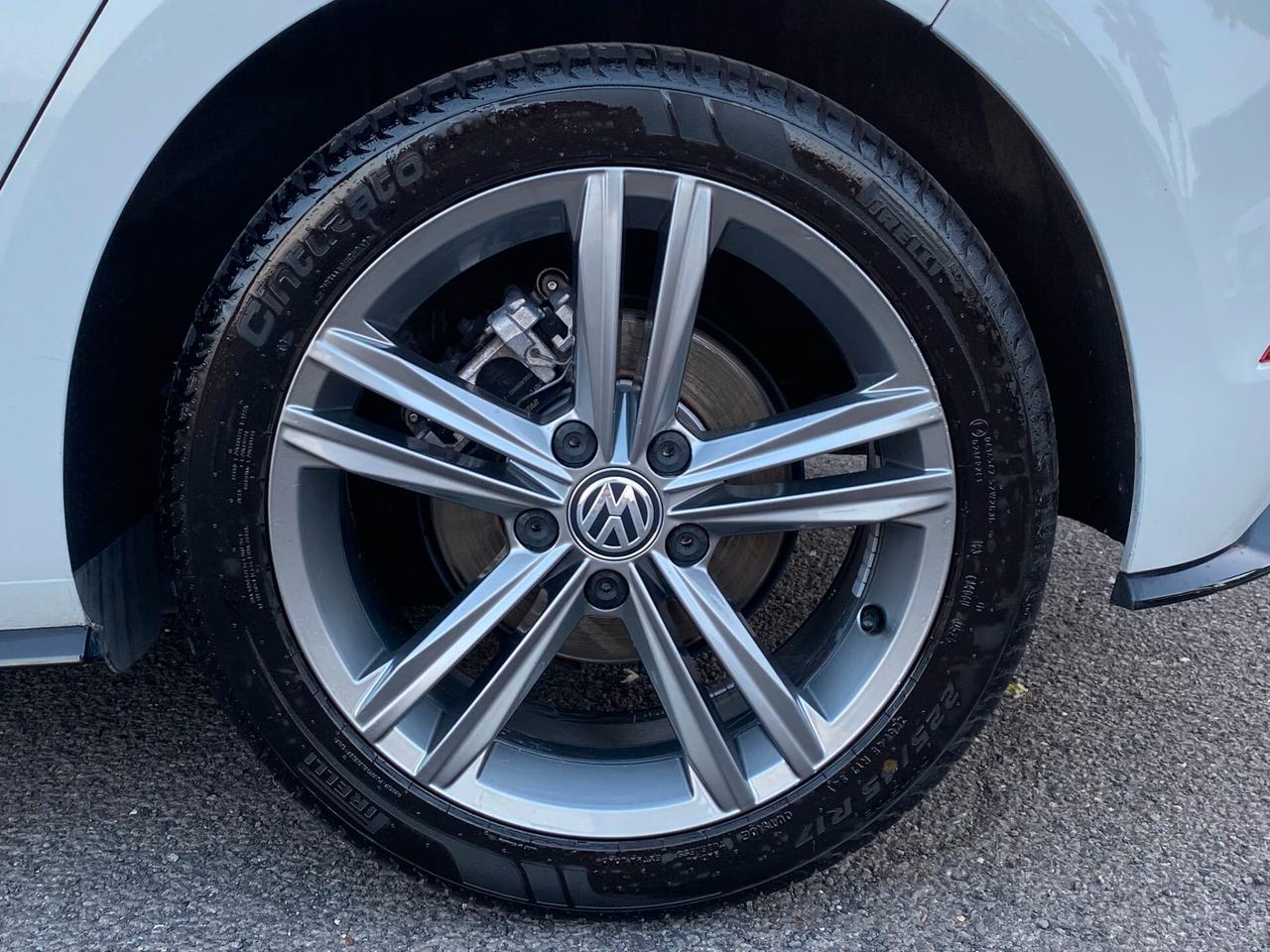 Volkswagen Golf 1.6 TDI 115 CV DSG 5p. Executive BlueMotion Technology R-LINE