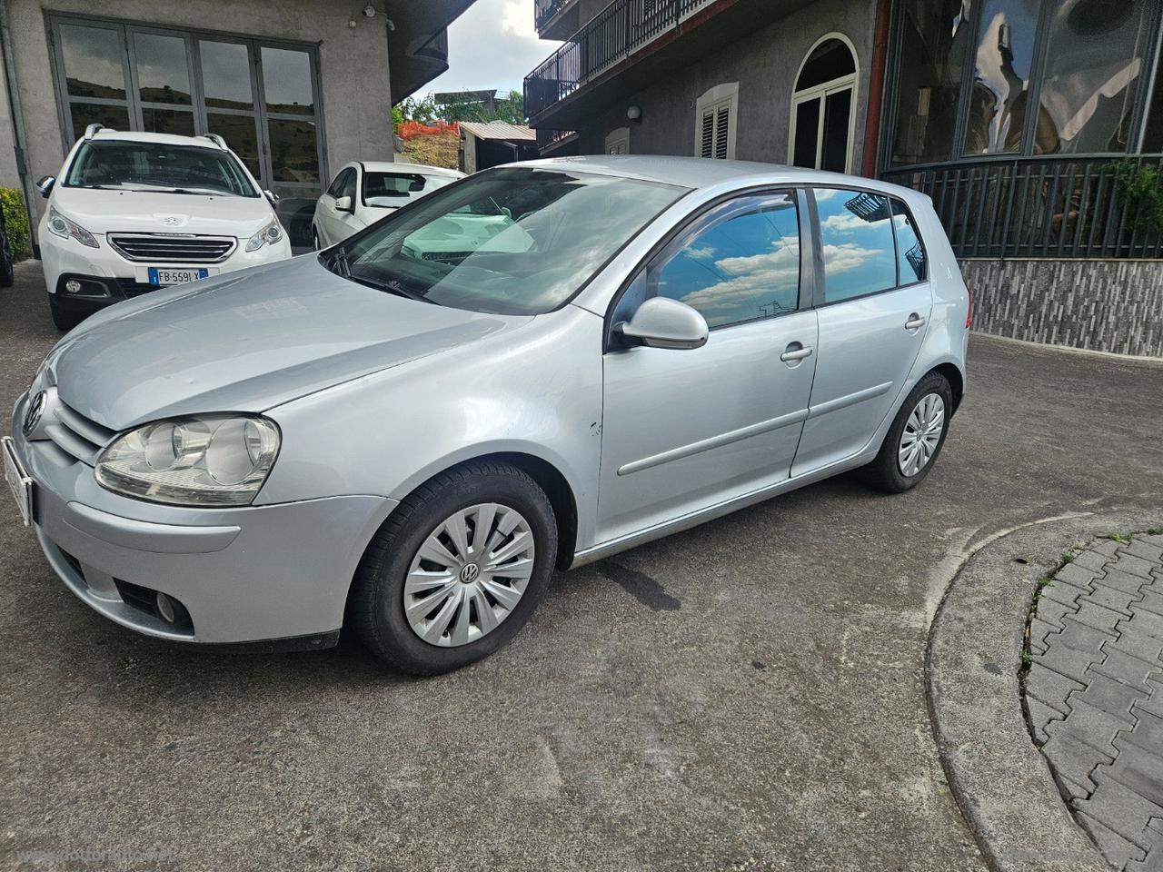 VOLKSWAGEN Golf 2.0 16V TDI 5p. Sportline