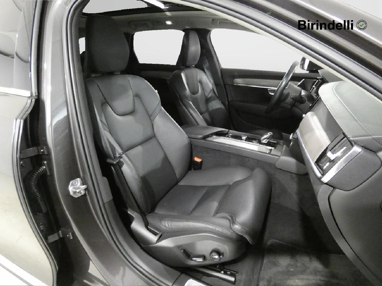 VOLVO V90 (2016-->) - V90 B4 (d) AWD Geartronic Inscription