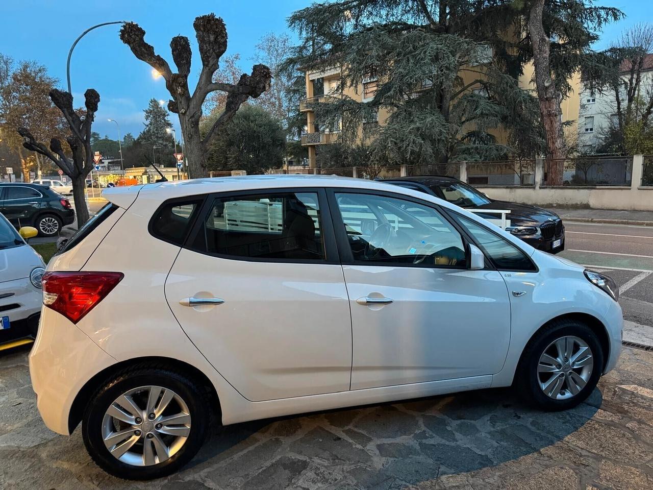 HYUNDAI iX20 1.4 CRDI 90cv COMFORT