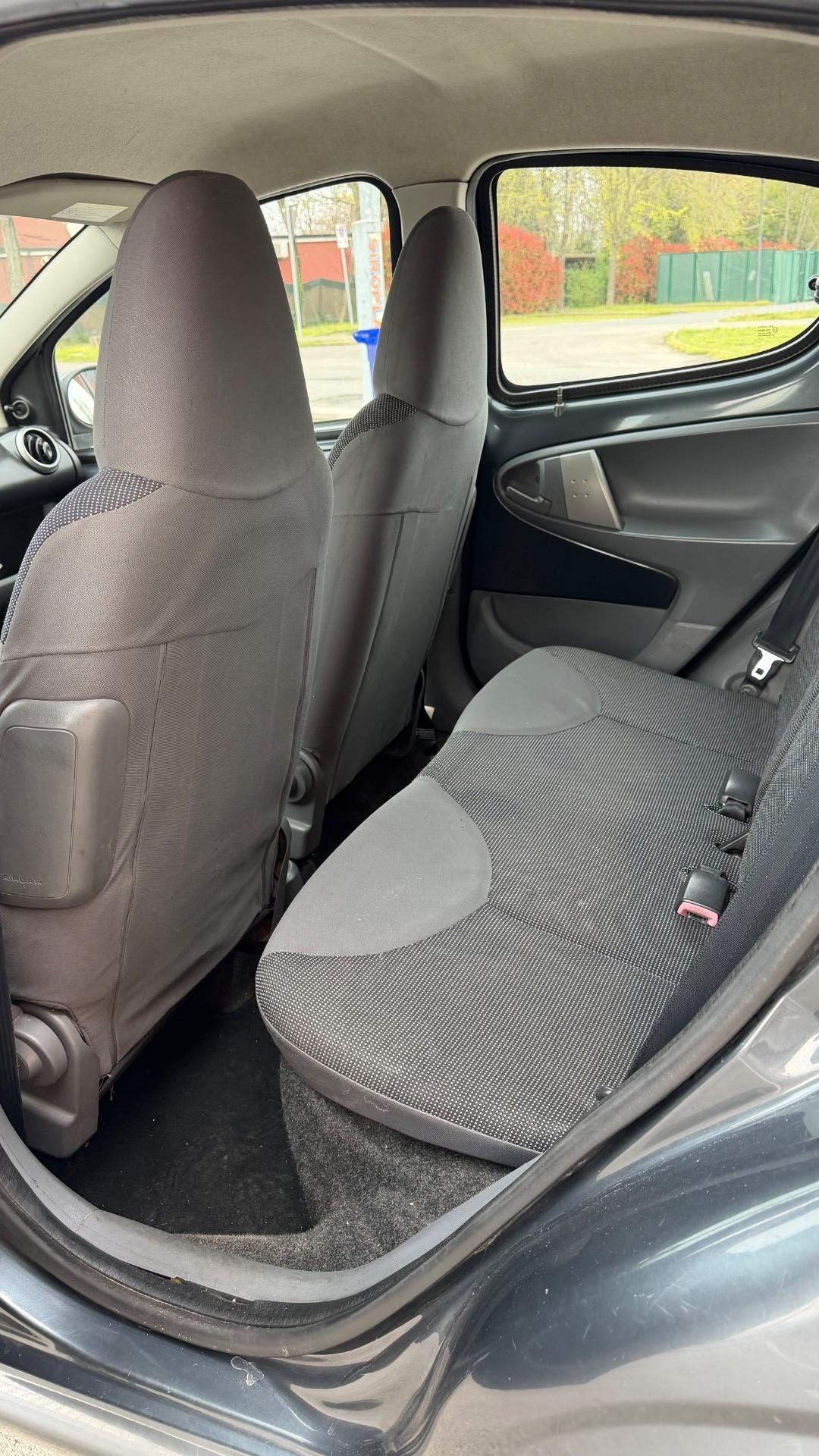 Peugeot 107 1.0 68CV 5p. Plaisir